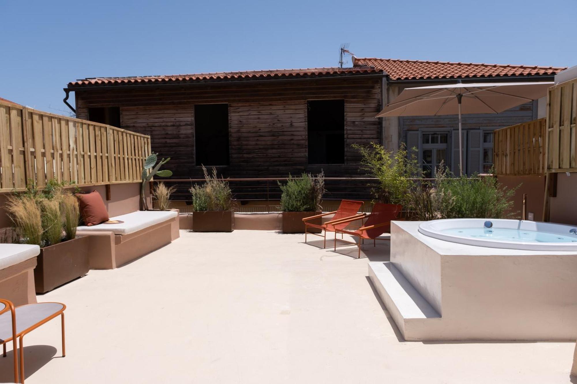 Qualia Slowlife Suites Ханя Екстериор снимка